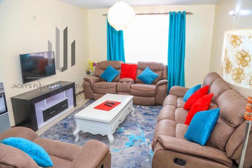 Jacky'S Milimani Suites Nakuru Exterior photo